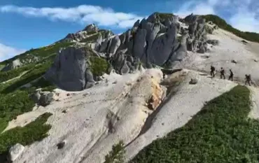 登山？それって危ないの？安全に登山を楽しむための情報まとめ！(登山、安全、遭難？)登山者必見！安全登山への道：情報収集と対策