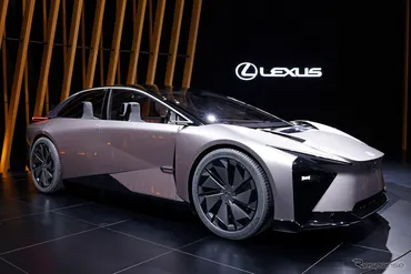 トヨタ、北米でのEV戦略見直し、初の生産開始を2026年に延期［新聞ウォッチ］ 