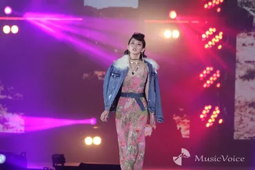 写真】吉岡里帆「GirlsAward 2018 AUTUMN／WINTER」写真05