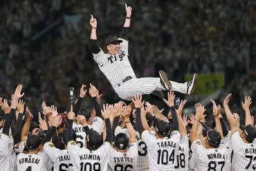 阪神優勝】早くも゛名将゛の声響く藤川球児監督、就任1 年め゛最速V゛達成の裏で挑んでいた「2つのタブー」（SmartFLASH）