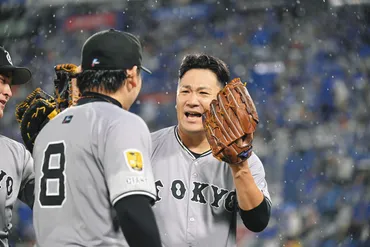 巨人・丸佳浩、田中将大救うスーパープレー「絶対、捕ったろうと思った」力投の右腕に突き動かされ際どい打球に勝負かける：中日スポーツ・東京中日スポーツ