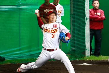 美馬学、15年のプロ野球人生に幕。引退会見での想いとは？ (楽天、ロッテ、日本シリーズMVP)美馬学、引退会見で語った15年間の軌跡と、支えとなった人々への感謝