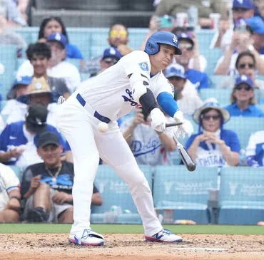 大谷翔平 第3打席はバット真っ二つも右前打 今季4度目9戦連続安打 前日はリーグトップタイ53号（スポニチ） 