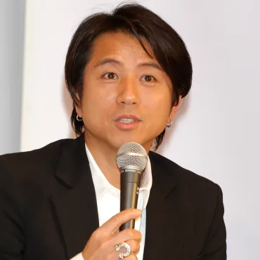 藤井フミヤの娘、杏奈さんの素顔と、家族の絆！ 輝かしい父の陰で育った彼女の現在とは？藤井杏奈の教育、キャリア、家族、そしてメディアとの距離