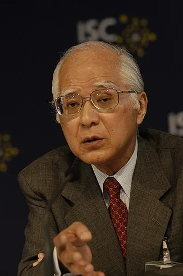 小和田恆 