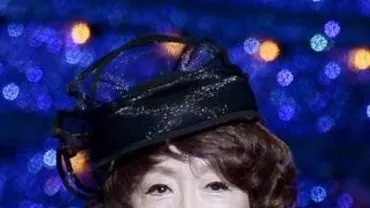 加茂さくらさん逝去、宝塚スターの輝きと生涯、噂の真相とは？加茂さくらさん死去：歌唱力と輝き、介護の日々、そして噂