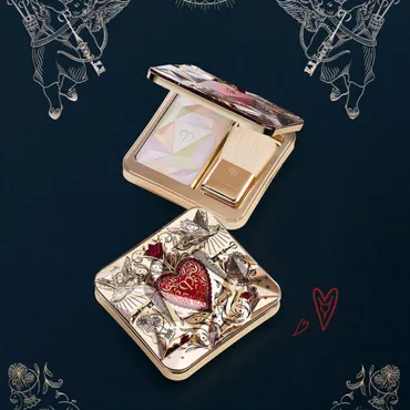 クレ・ド・ポーボーテ 限定パッケージ発売❤️ 