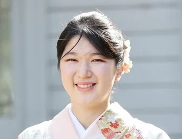 愛子さまのメイクの目元が女性らしく華やかに！ 「完璧メイク」の佳子さまに、オリエンタルメイクが「神秘的」な元皇族は？ 