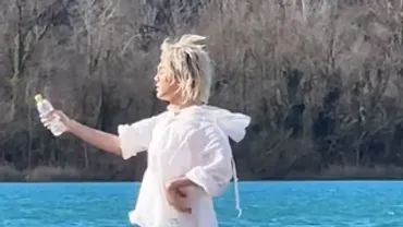風に抱かれて…」藤井風、川岸で魅惑のダンス動画を公開！ 