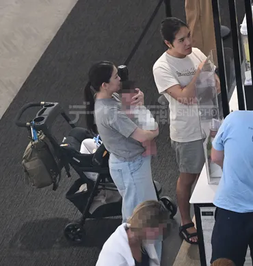 出席できるならそうしたかった」 悠仁さまの成年式に「欠席」 小室弁護士ファミリーの今後の帰国プラン（デイリー新潮） 