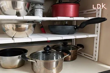 ニトリのシンク下伸縮ラックは本当に使える？ キッチンの収納問題を解決？ニトリのシンク下伸縮ラックで実現！劇的ビフォーアフター！
