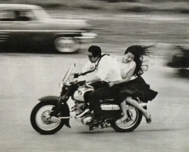 暴走族文化って何？カミナリ族から旧車會まで、不良文化の変遷を追う！昭和の不良文化：カミナリ族、暴走族、旧車會、ファッション、影響