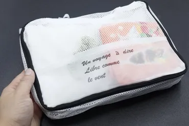 ダイソーさんありがとう！これがあれば散らかり知らず♡バッグの中が整うケース 