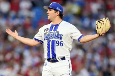 バウアー、広島戦で小園選手のバットを蹴る！問題行動はなぜ？今後のキャリアへの影響は？（DeNA、野球）バウアー、小園への“暴挙”！ 批判殺到で進退問題に発展か