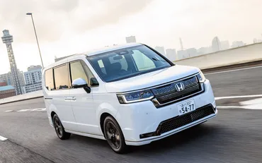 試乗インプレ】新型「ステップワゴン」ハイブリッド車とガソリン車、それぞれの走りの魅力とは？ / 