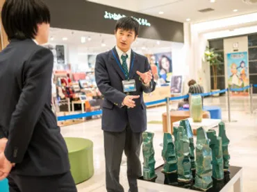 沼津・誠恵高校で文化祭 地元ラーメン店とコラボした混ぜそばの試食も