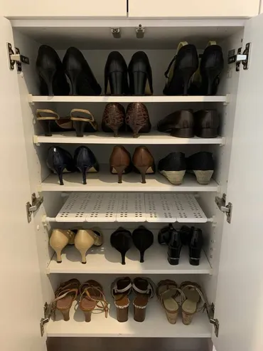 100均のつっぱり棒で靴箱がすっきり。ブーツの収納量も倍に