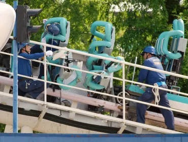 エキスポランド ジェットコースター事故の闇：安全対策は十分だった？風神雷神IIの悲劇：金属疲労と安全管理の甘さ