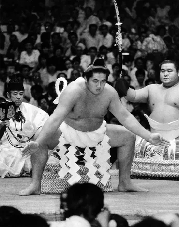 双羽黒(北尾光司)とは？ 無冠の横綱と呼ばれた男の波乱万丈な相撲人生とは？双羽黒の栄光と挫折、そしてその後の人生