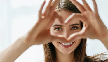 運命の赤い糸を掴む！2025年恋愛運アップ術？2025年、理想の恋を叶える！恋愛運爆上げテクニック