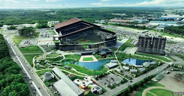 年間300万人を集客し北海道のシンボルに 北海道ボールパークFビレッジ