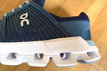 On（オン）シューズとは？特徴や人気の秘密を徹底解説！革新的なランニングシューズブランド「On」の魅力