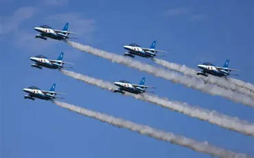 ブルーインパルスが東京2025世界陸上を華麗に彩る!飛行ルートが判明!国立競技場・スカイツリー・東京タワー。撮影ポイントも