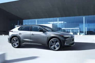 トヨタ、インドネシアでEV生産 現地の脱炭素化貢献