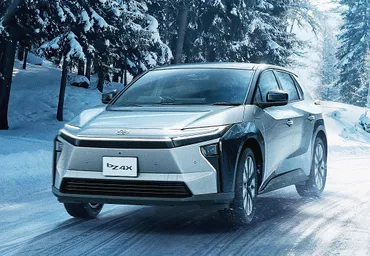 商品力強化のトヨタ「bZ4X」 期待とEV需要への不安が交錯する販社 問われるスタッフの手腕