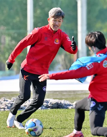 福島U・カズが本格始動、チームに初合流:福島スポーツ:福島民友新聞社