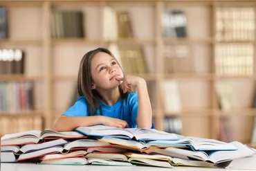 次女×恋愛あるある】恋愛スタイルは?相性の良い男性とは?