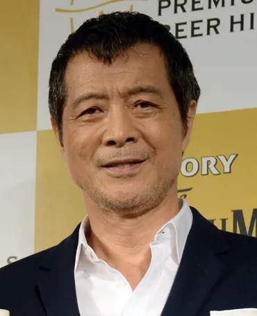 紅白 矢沢永吉がサプライズでNHKホール に〝瞬間移動〟「出させていただき、ありがとうございます!」(サンケイスポーツ)