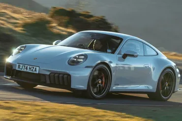 最新992.2それぞれの魅力 ポルシェ911へ試乗 素のカレラか、HVのGTSか、MTのTか