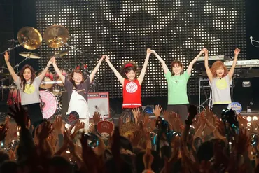 プリンセス プリンセス（プリプリ）の軌跡：バンドブームから再結成、そして現在？時代を彩ったガールズバンド、プリンセス プリンセスの音楽と影響