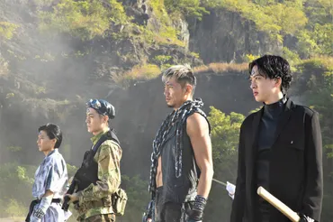 映画『スーパー戦闘 純烈ジャー』敵役キャストは仮面ライダーの岩永洋昭ら!