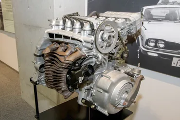 ホンダイズムというより宗一郎イズムで作られた１台！ 空冷にこだわったホンダ1300とは 