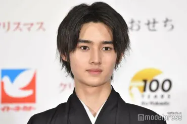 藤岡弘、の長男・真威人、゛父と似ているパーツ゛明かす「そっくり」「イケメンすぎる」と反響(モデルプレス)