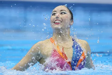 アーティスティックスイミング・ソロ 乾が2連覇 世界水泳