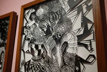 画材も手法も変化し続ける。「デジタルとアナログで創造する藤井フミヤ展 多様な想像新世界 The Diversity」が開幕