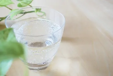 水を「お冷」と呼ぶ理由とは?その言葉の起源と背景
