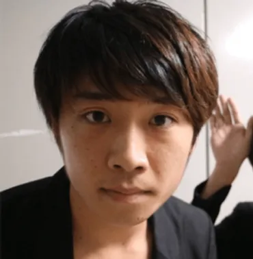 さや香新山の学歴と経歴