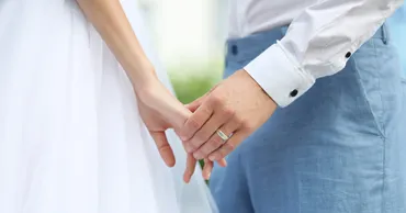 再婚】丸の内OLレイナの子供の父親は?ぷろたんとは既に離婚していた