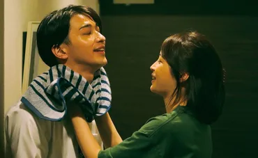 横浜流星の真逆の表情に圧倒! 広瀬すずの恋人役で演じた゛二面性゛が伝わる場面写真解禁
