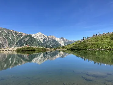 唐松岳 ~八方池に映る白馬三山と高山植物の山~