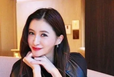 5億円超をジュエリーや洋服に》元CanCamモデルの゛有名港区女子゛がドロ沼離婚調停 中!《周囲には「性的関係なしでおカネを引っ張れた私はすごい」と…》』by「文春オンライン」: ヤフコメ・ドットコム
