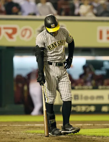 鳥谷敬】阪神佐藤輝明はもう背中、姿勢を見られる立場 凡打時の振る舞いにも気を配ってほしい