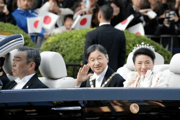 后疫情时代的日本皇室思考:未来天皇是爱子还是悠仁?_手机搜狐网