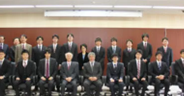 平成26年度「京都大学総長賞」表彰式を挙行しました。(2015年3月16日)