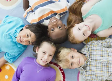 10歳までの性教育 親は子どもに「性の多様性」どう伝える? 専門家が徹底解説