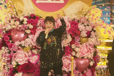 天童よしみが紅白リハ。宝船に乗って登場し、「コマが付いていてよかった」